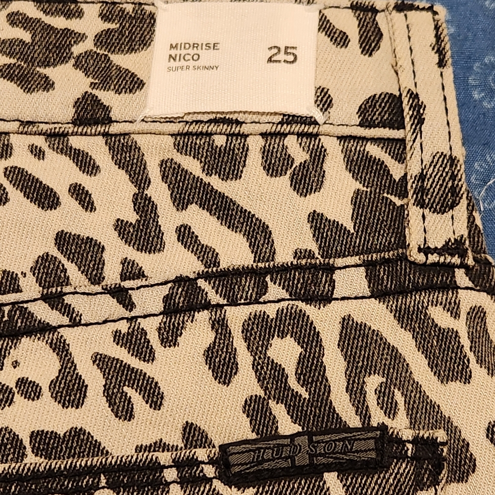 NWT Hudson Jeans Nico Midrise Super Skinny Animal Print size 25 with 29" inseam - Picture 8 of 13